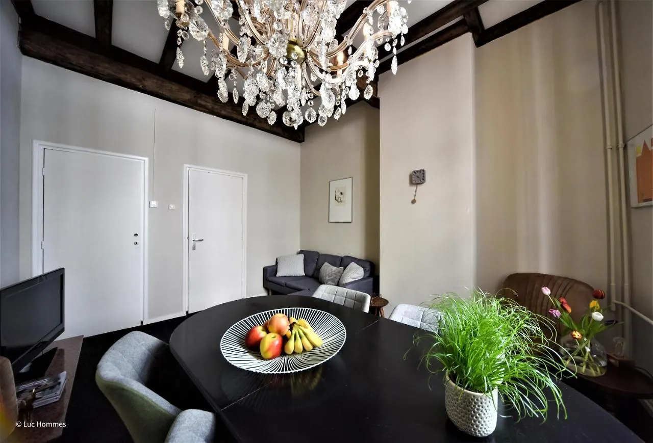 City Apartment 